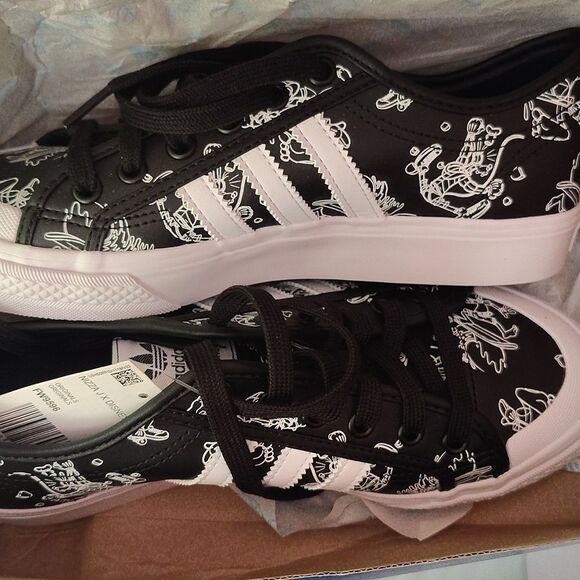 Disney Adidas Nizza Sport Goofy Shoes NIB - Picture 16 of 16